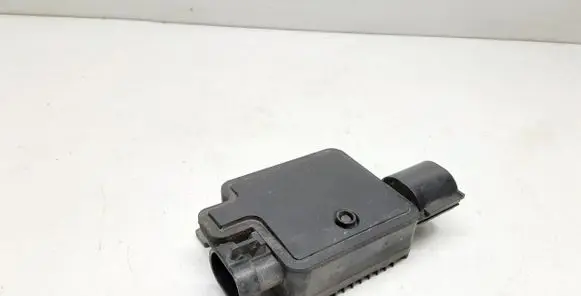Coolant fan relay