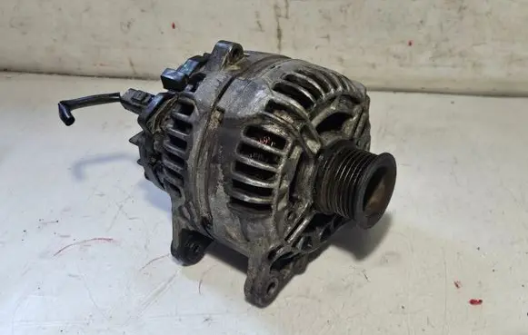 Renault Master II Generator/alternator 8200692868