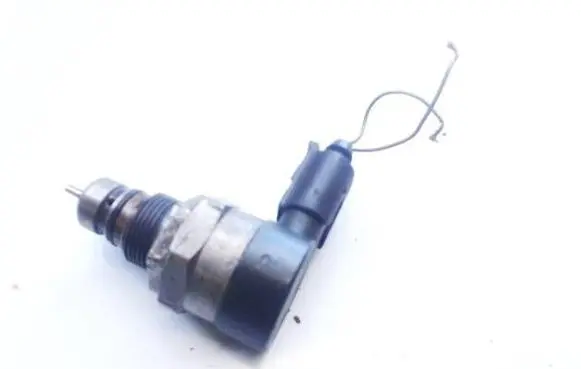 Mercedes-Benz A W169 Fuel pressure sensor A6110780449
