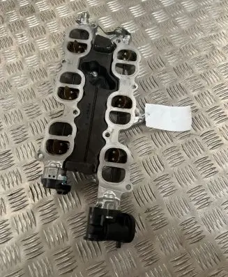Lexus IS III XE30 Intake manifold 0120105150