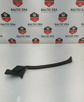 BMW 4 F36 Gran coupe Rubber seal rear door window/glass 7310191