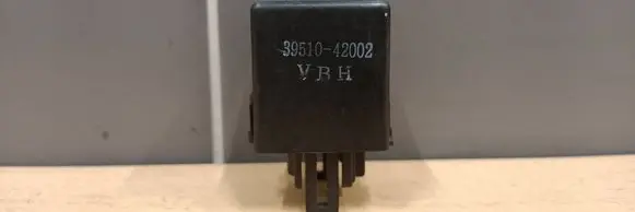 Hyundai H-1, Starex, Satellite Other relay 3951042002