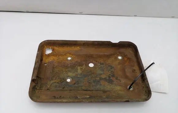 Volvo 240 Battery tray 