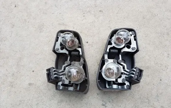 BMW 3 E46 Tail light bulb cover holder 
