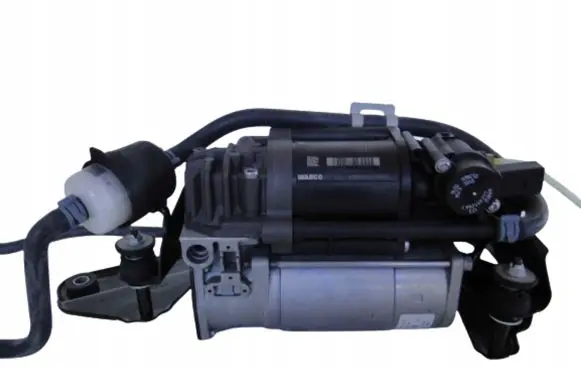 Mercedes-Benz E W212 Air suspension compressor/pump A2123200404