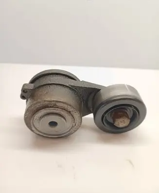 KIA Sorento Generator/alternator belt tensioner 32000044