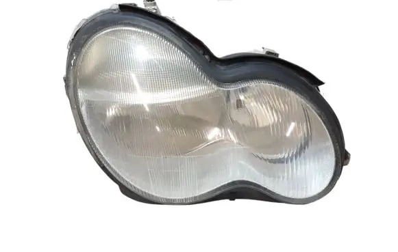 Mercedes-Benz C W203 Headlight/headlamp A2038200861