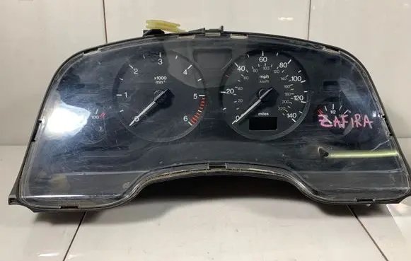 Opel Zafira A Speedometer (instrument cluster) 09228759