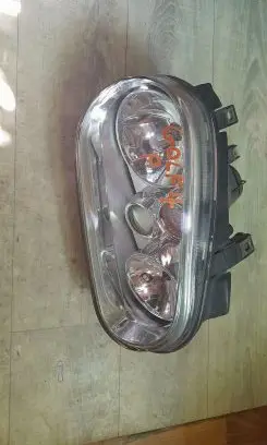 Volkswagen Golf IV Headlight/headlamp