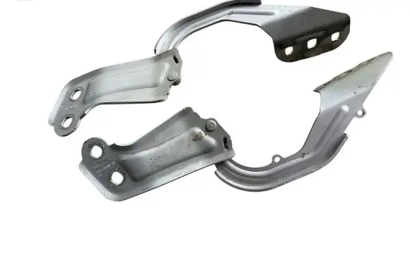 Ford Kuga II Engine bonnet/hood hinges BM51A16801AD BM51A16800AD