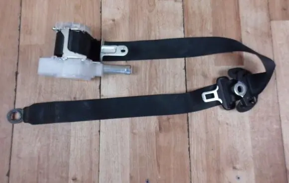 Toyota Prius (XW50) Front seatbelt 7X4150P