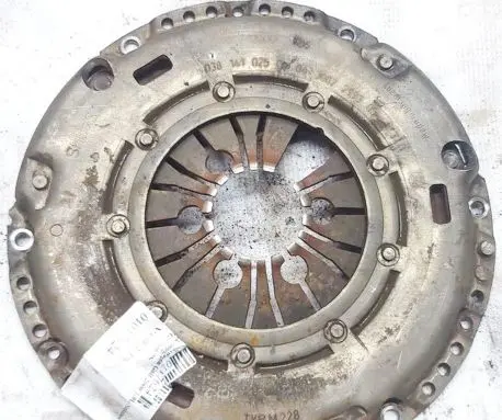 Volkswagen Golf IV Pressure plate 