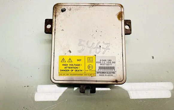 Volvo V70 Xenon control unit/module 6948180 6261110499 012Z040089