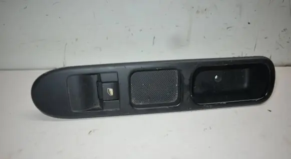 Citroen C3 Picasso Electric window control switch 