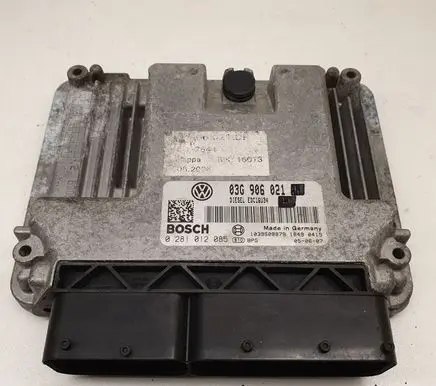 Volkswagen PASSAT B5.5 Engine control unit/module 03G906021 0281012085 1039S08879