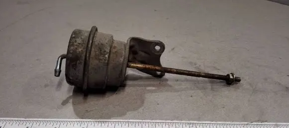 Volkswagen PASSAT B6 Turbo system vacuum part 