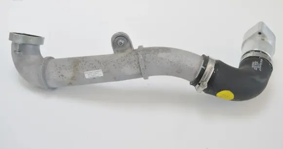 Audi A1 Intercooler hose/pipe 04L145762S 04L145828C