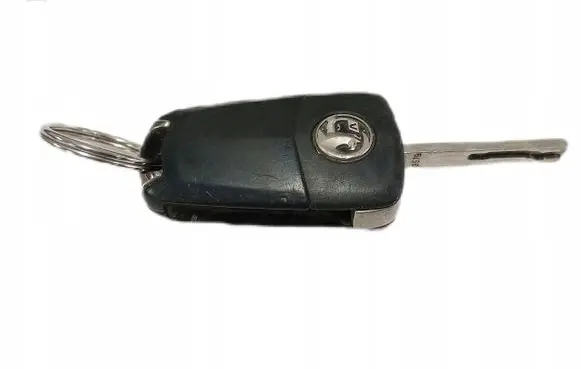 Opel Corsa D Ignition key/card 13387369