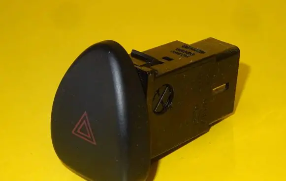 Hyundai Atos Classic Hazard light switch 9336002000