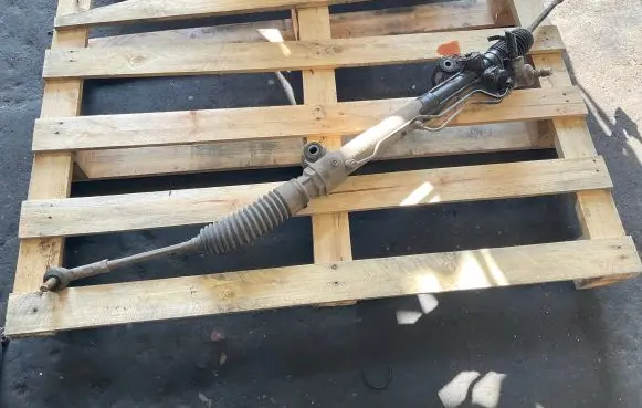 Toyota Hilux (AN10, AN20, AN30) Steering rack