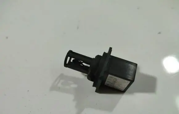 Volvo S70 V70 V70 XC Interior temperature sensor 1363439