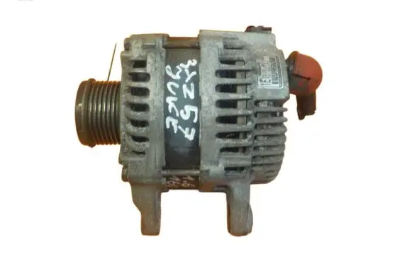 Nissan Juke I F15 Generator/alternator 23100BR01A 3XZ57