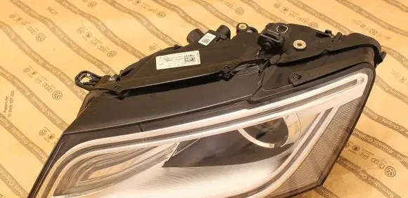 Audi Q5 SQ5 Headlight/headlamp 8R0941005C