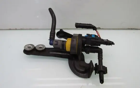 Nissan Qashqai J12 Valve vacuum V29122964