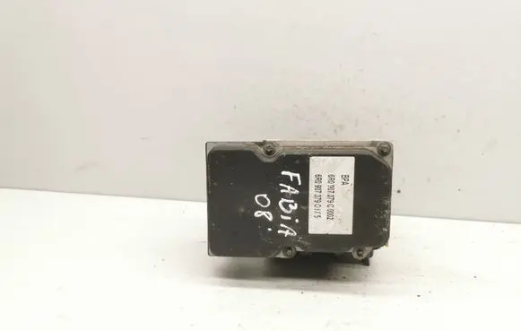 Skoda Fabia Mk2 (5J) ABS Pump 6R0907379C