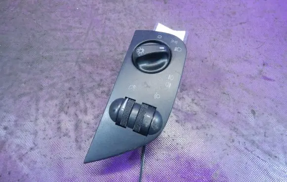 Seat Ibiza II (6k) Light switch 6K1941531F