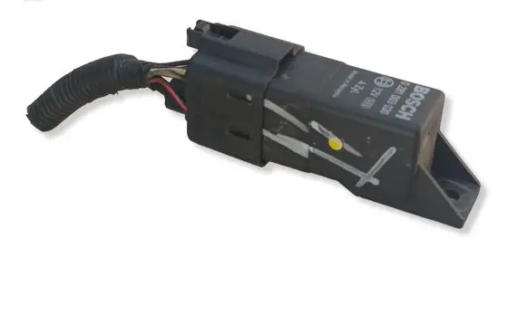 Honda Civic Glow plug pre-heat relay 0281003030
