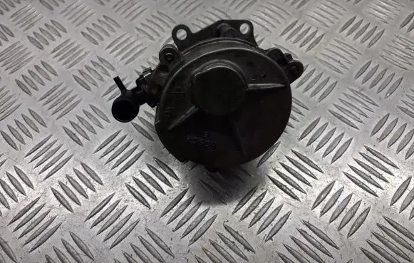 Renault Espace IV Vacuum pump 163451323