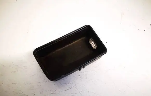 BMW 7 E65 E66 Car ashtray 8223405 31198-0100