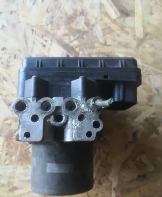 Mazda 6 ABS Pump GAM7437A0 K0089 1338004451