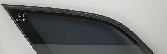 Opel Vectra C Rear side window A2126702100