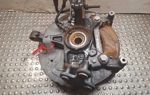 Opel Astra L Front wheel hub spindle knuckle S17986765 1647857480