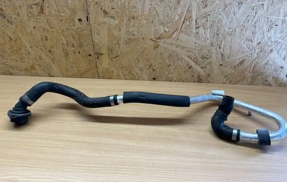 Mercedes-Benz C W205 Engine coolant pipe/hose A2058303102