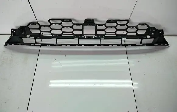 Front bumper lower grill