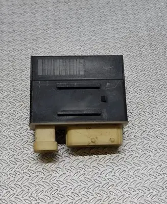 Peugeot 3008 I Glow plug pre-heat relay 9662570880 018010953 11011163890