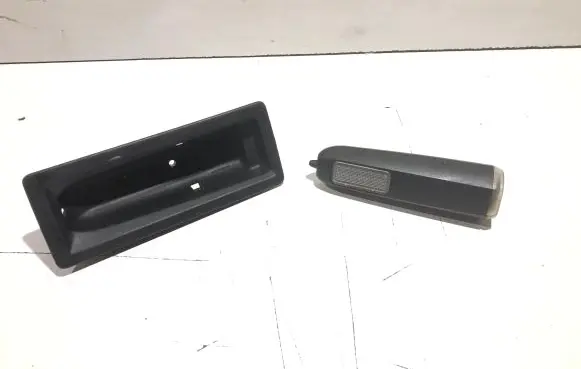 Citroen C4 I Picasso Spotlight 89038571B 9685614080
