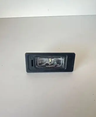 Volkswagen Tiguan Number plate light 5NA943021