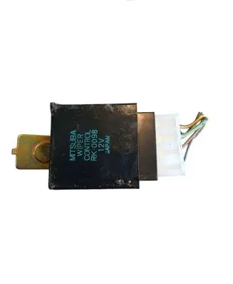 Subaru Forester SF Window wiper relay 