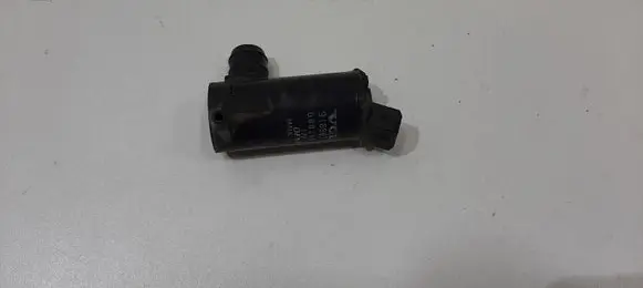 Volvo XC90 Windscreen/windshield washer pump 9169611