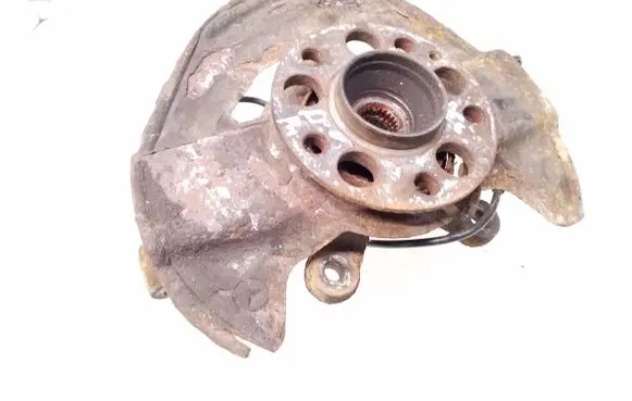 Front wheel hub spindle knuckle