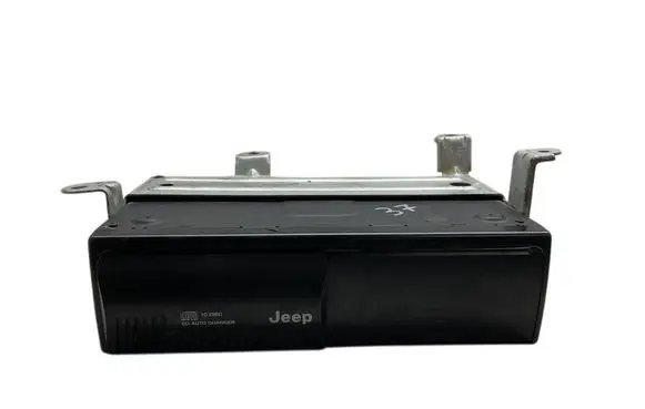 Jeep Grand Cherokee (WJ) CD/DVD changer P56038579AC 28046 3360K1182