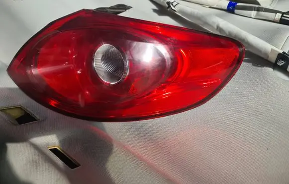 Volkswagen PASSAT CC Rear/tail lights 27098002