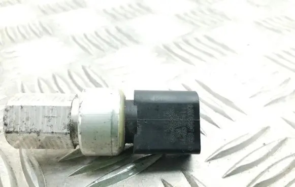 Seat Altea Air conditioning (A/C) pressure sensor 1K0959126D