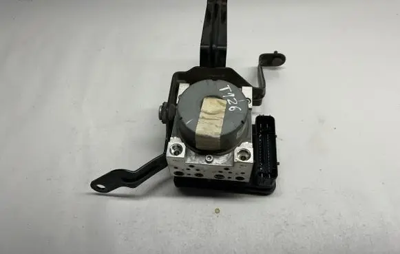 Ford Mustang VI ABS Pump KR3C2B373AB