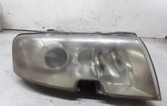 Skoda Superb B5 (3U) Headlight/headlamp