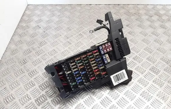 Mercedes-Benz A W169 Fuse module 40004544019